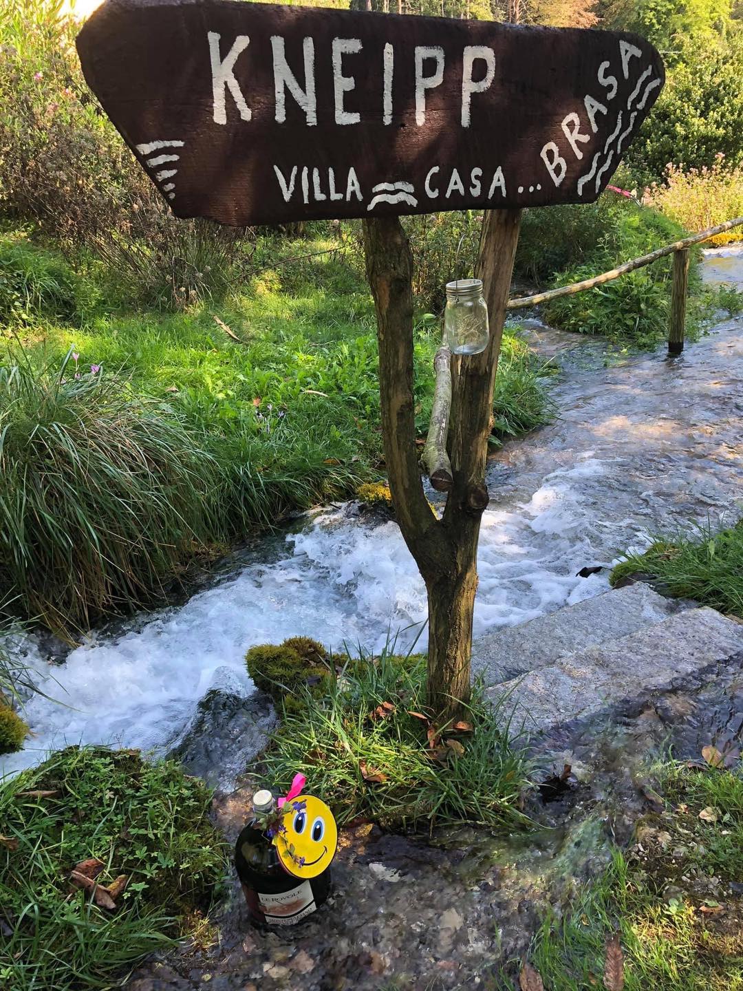 Kneipp Schild Villa Casa Brasa am Quellbach