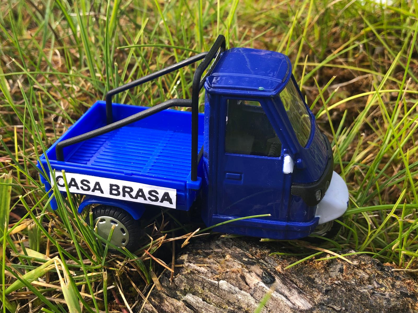 Mini Ape Casa Brasa
